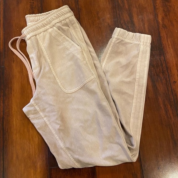NWOT Athleta farallon joggers - Picture 3 of 5